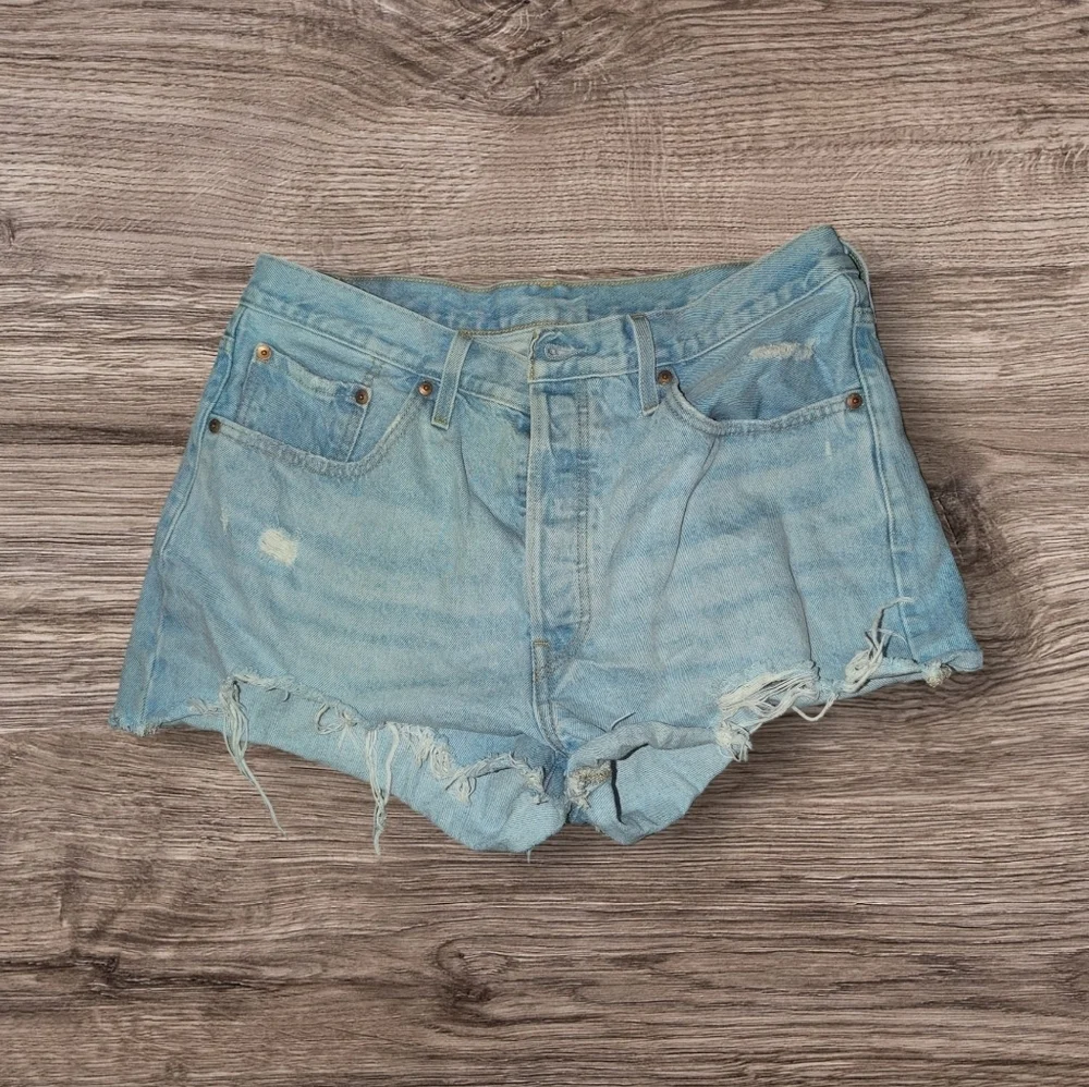 Levi's 501® Original Fit High Rise Women's Shorts